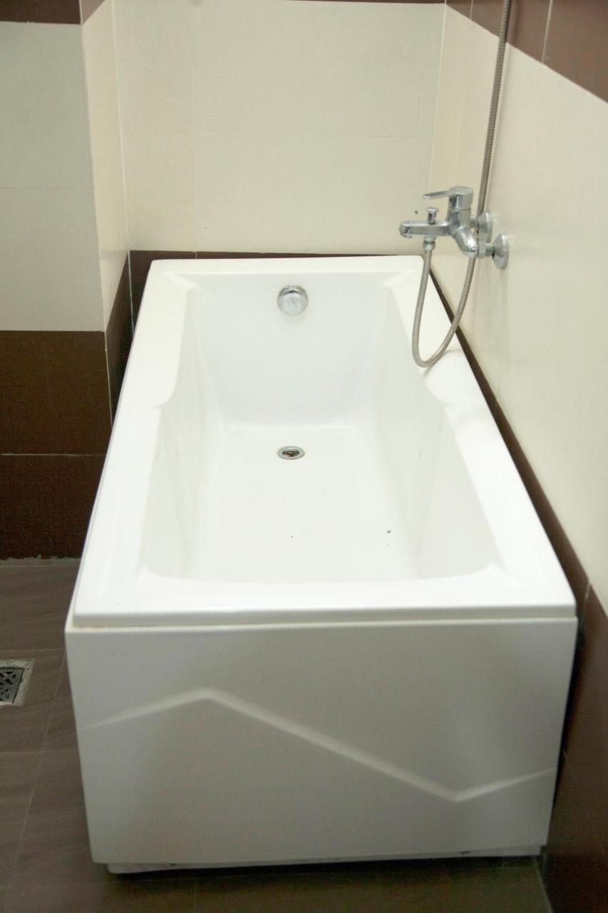 Hoang Thuy Sinh Hotel Da Nang Bagian luar foto